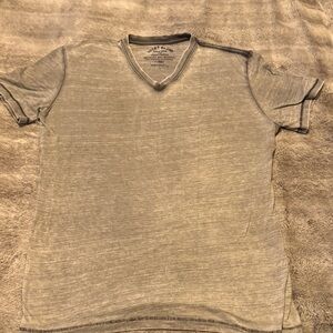 Lucky Brand NWOT Men's V-Neck T-Shirt - Tan